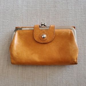 Hobo International Kisslock Bifold wallet